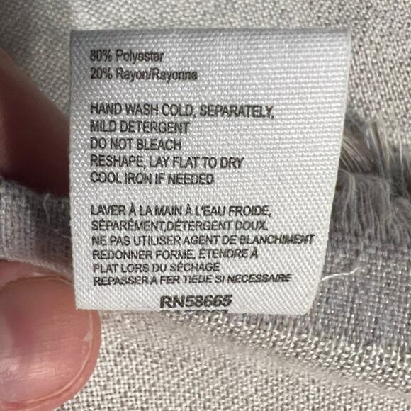 Multicolor Abstract Print Blanket Scarf - Picture 6 of 11